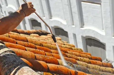 Nettoyage de toitures - Langueux